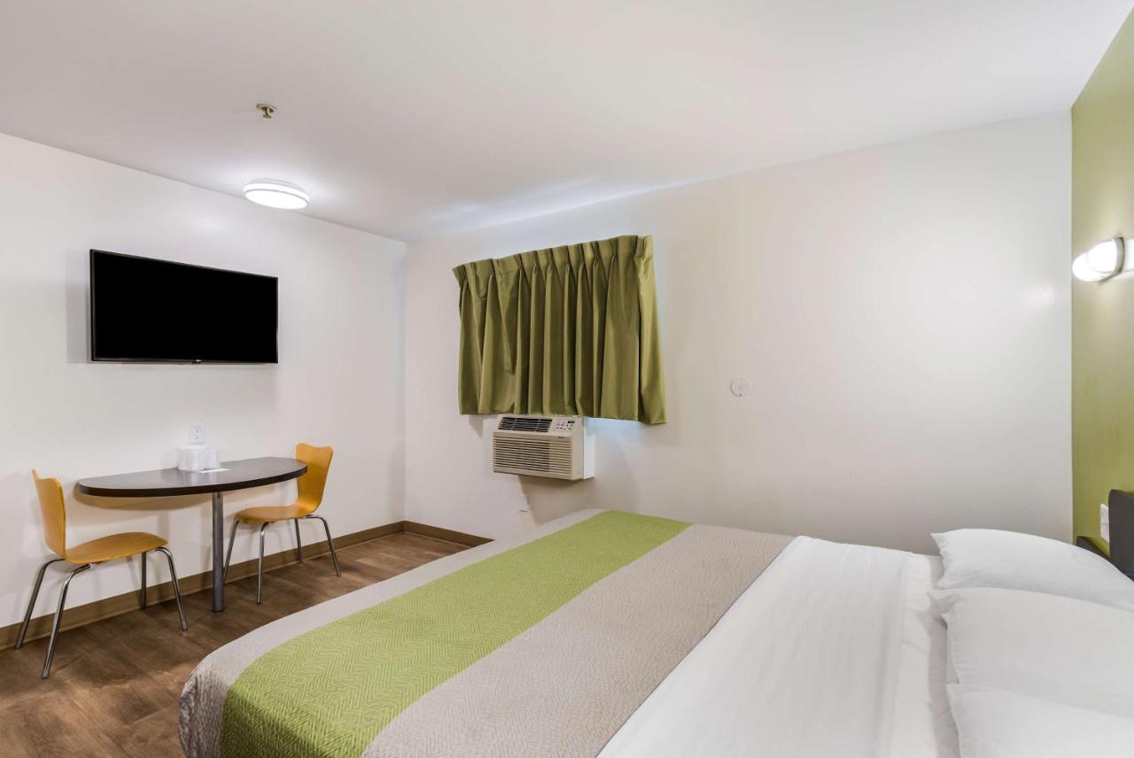 Motel 6-Jacksonville, Fl - South Kültér fotó