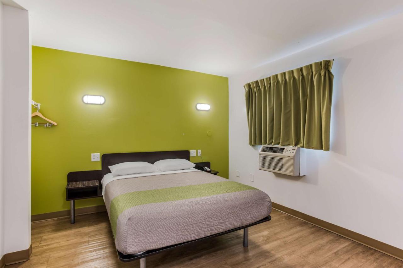Motel 6-Jacksonville, Fl - South Kültér fotó